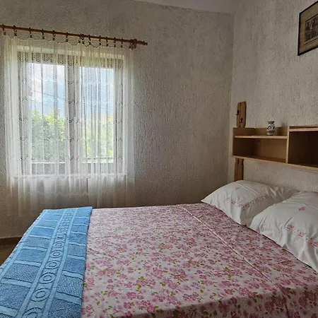 Appartement With Parking Space Pinezici, Krk - 5319 Pinezići